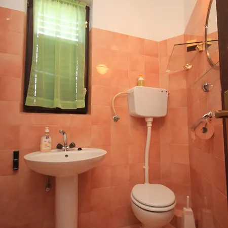 Apartment 8210c Kukljica
