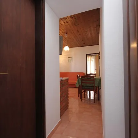 Apartment 8210c *